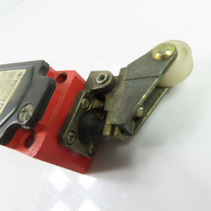 Bernstein 608.7377.011 ENM2-SU1Z DGKw Roller Lever Arm Position Limit Switch