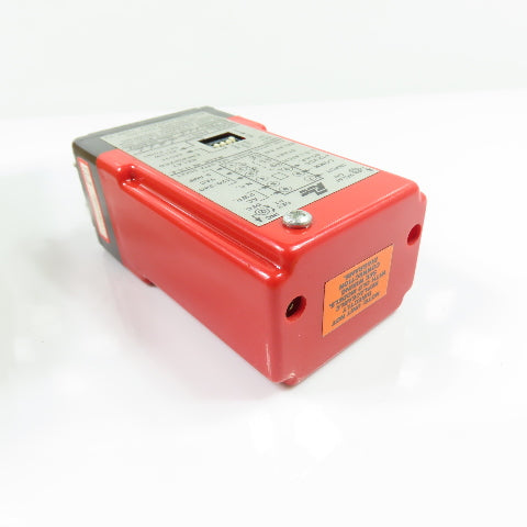 Red Lion Controls PRS1-1011 Plug In Speed Switch Relay Module 115VAC NEW