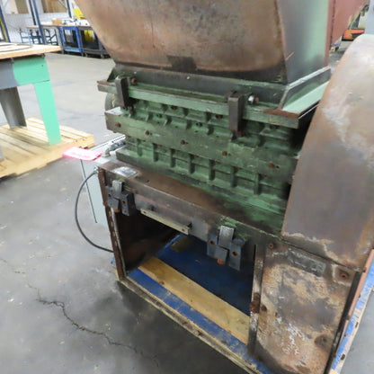 Rapid 600-C 25HP Plastic Granulator Grinder Recycler 3Ph 230/460V 24"x12" Intake