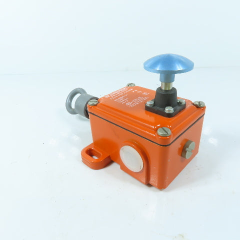 Schmersal TQ 441-01/01y-ue-r-M20 Pull-Wire Emergency Stop Safety Switch 400V