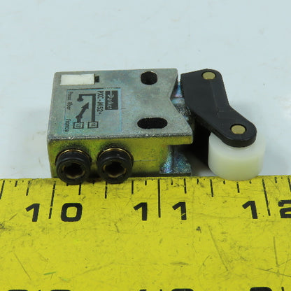 Parker PXC-M52 Pneumatic 3/2 Way Limit Switch 5/32 Push To Connect