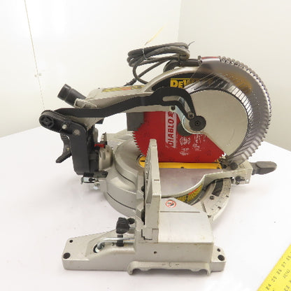 DeWalt DW715 12" Compound Miter Saw 120VAC 15A 4000RPM 90°