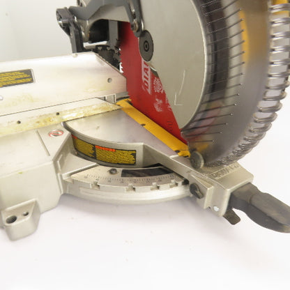 DeWalt DW715 12" Compound Miter Saw 120VAC 15A 4000RPM 90°