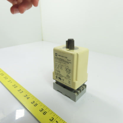 Square D 9050 JCK11V20 On Delay Electrical Timing Relay 120VAC 110VDC w/ Base