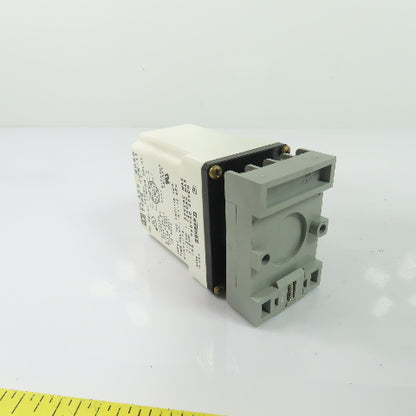 Square D 9050 JCK-11 On Delay Timing Relay 120VAC/110VDC 0.1-10 Sec W/ Base