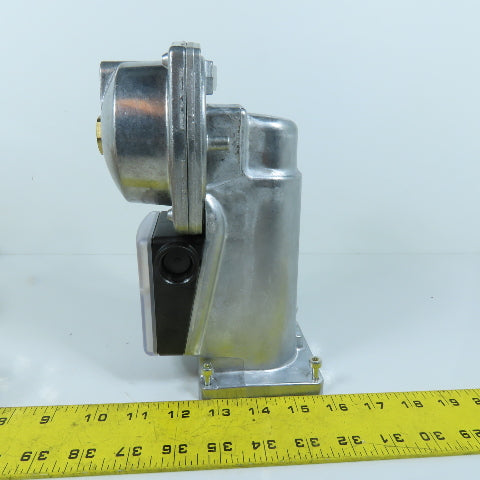 Siemens SKP25.011U1 Valve Actuator 120V Gas Safety Shutoff Component Section