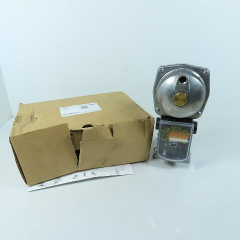 Siemens SKP25.011U1 Valve Actuator 120V Gas Safety Shutoff Component Section