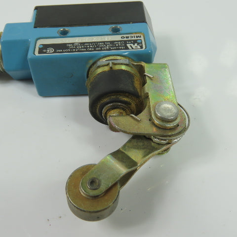 Honeywell MICRO SWITCH BZE6-2RN2 Roller Lever Limit Switch 15A 125 250 or 480VAC