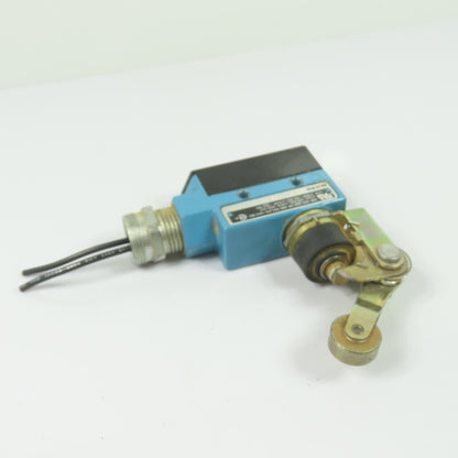 Honeywell MICRO SWITCH BZE6-2RN2 Roller Lever Limit Switch 15A 125 250 or 480VAC