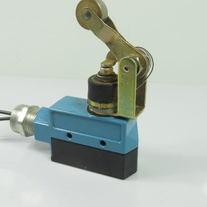 Honeywell MICRO SWITCH BZE6-2RN2 Roller Lever Limit Switch 15A 125 250 or 480VAC