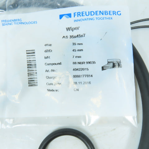 Voith 491.647 A/CYLDP200X825 Cylinder Repair Seal Kit Freudenberg 35x45x7 Wiper