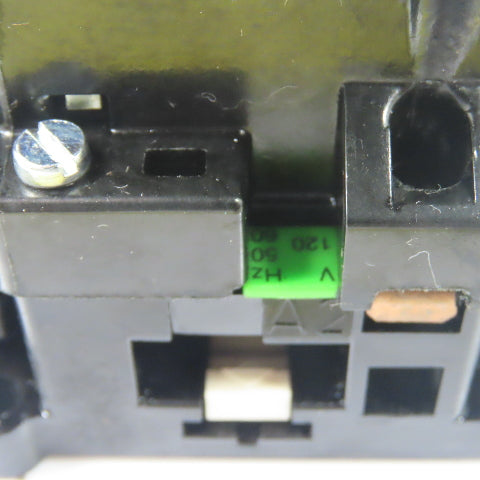 Siemens 3TC4417-0B 32A 600VDC 2-Pole Contactor 120VAC Coil