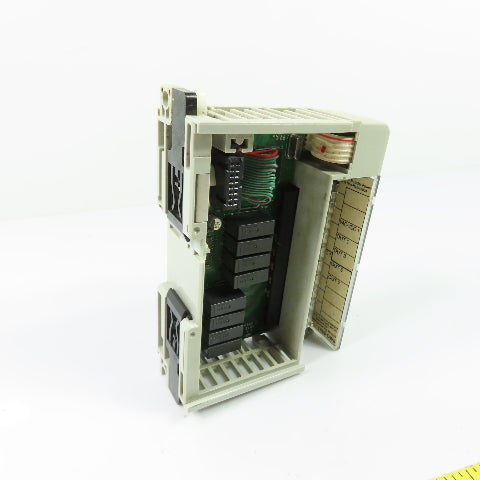 Allen-Bradley 1769-OW8 Compact I/O 8 PT. 5-265VAC 5-125VDC Form A Relay Module