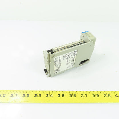 Allen-Bradley 1769-IQ16 16 PT Input Module Compact I/O 24VDC Ser A F/W Rev 3.1