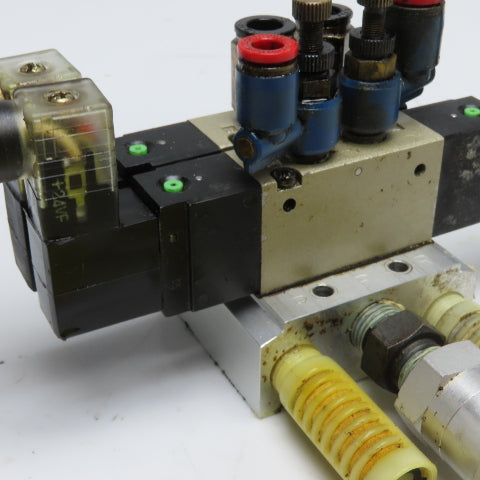CKD 4KA210 Series 2-Station Pneumatic Solenoid Manifold Valve 24V