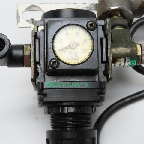 CKD R1000-6 Air Pressure Regulator 1.0 MPa Max with PS7 Pressure Switch