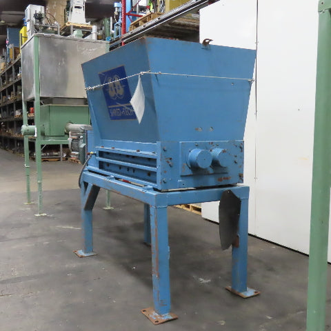 Shred Tech 20HP Dual Shaft Tire Plastic Rubber Recycling Shredder 208-230/460V
