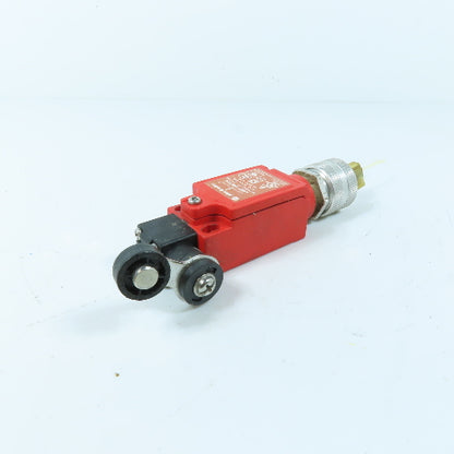 Allen-Bradley 246C Type 1 Guardmaster Safety Limit Switch Roller Lever 240V 3A