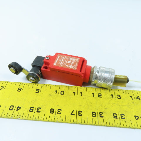 Allen-Bradley 246C Type 1 Guardmaster Safety Limit Switch Roller Lever 240V 3A