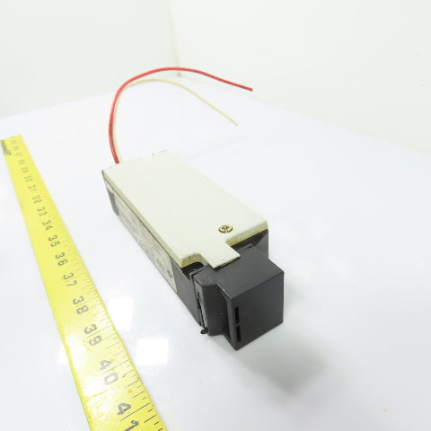 Moeller AT0-02-120AMT-ZBZ/X Safety Interlock Position Switch 120VAC 8VA IP65