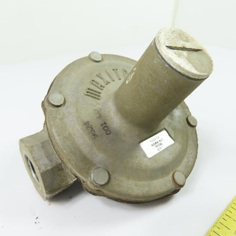 Maxitrol 325-3 Gas Pressure Regulator 10 PSIG Max Inlet 3/8" NPT