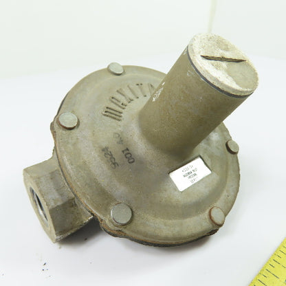Maxitrol 325-3 Gas Pressure Regulator 10 PSIG Max Inlet 3/8" NPT