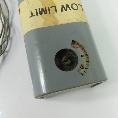 Penn Johnson Controls A19ABC-24 Temperature Control Switch Thermostat 120/240Vac