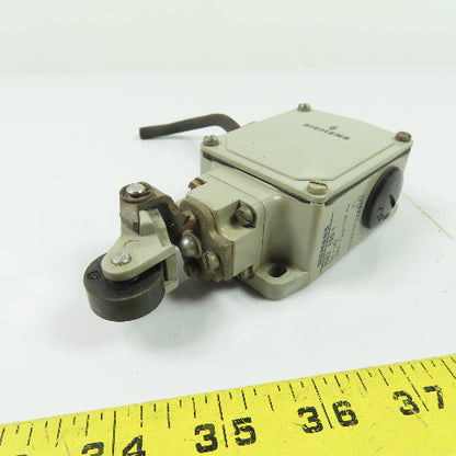 Siemens 3SE2 100-1 Position Limit Switch Roller Lever 10A 500V IP65