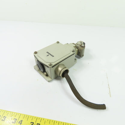 Siemens 3SE2 100-1 Position Limit Switch Roller Lever 10A 500V IP65