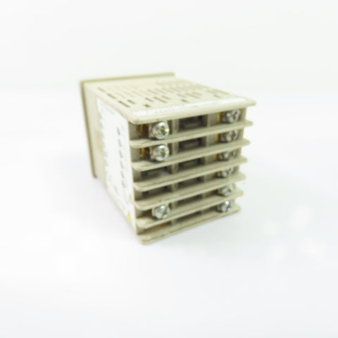 Azbil C15TV0TD010A SDC15 Digital Indicating Temperature Controller 24V