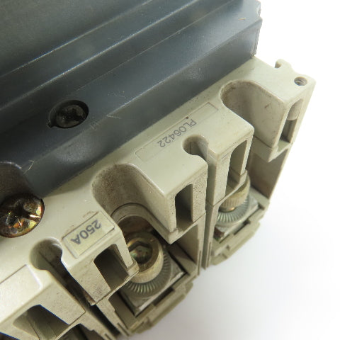 Merlin Gerin NSF250 A Molded Case Circuit Breaker 250A 600Y/347V Rotary Handle