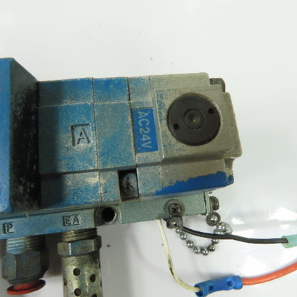 SMC NVSP4126-0007D Solenoid Pilot Air Valve 24VAC W/ Manifold Base