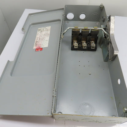 Siemens NF354 200A 3-Pole Heavy Duty Safety Disconnect Switch 600VAC