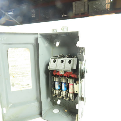 Square D D322N 60A 3-Pole Fusible Safety Disconnect Switch 240VAC