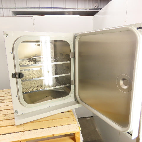Binder C 150 - UL 9040-0079 Laboratory CO2 Incubator 115V 1Ph 16A
