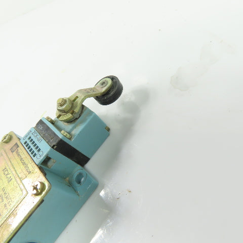 Telemecanique XCK-M Roller Lever Limit Switch 240V 3A IP66