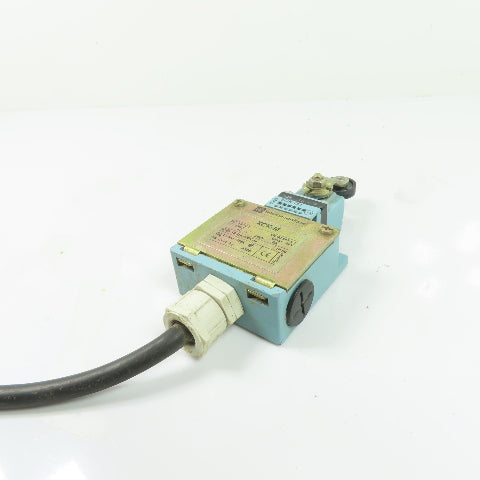 Telemecanique XCK-M Roller Lever Limit Switch 240V 3A IP66