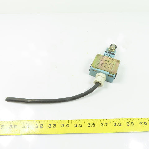Telemecanique XCK-M Roller Lever Limit Switch 240V 3A IP66