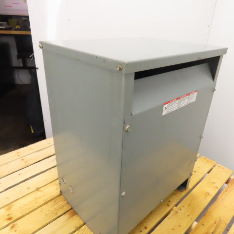Square D 15T6H 15 kVA Dry Type General Purpose Transformer 480V Pri 240V Sec 3Ph