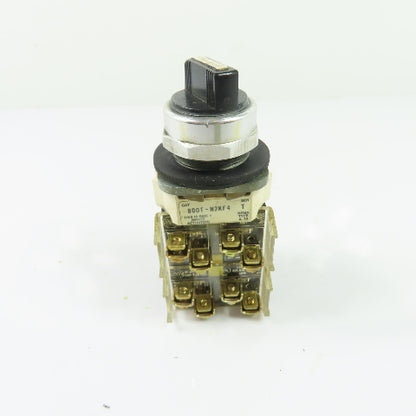 Allen-Bradley 800T-N2KF4 3-Position Selector Switch 600VAC Ser T