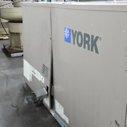 York ZXG14E4C1AA1A111A1 12.5 Ton Rooftop NAT Gas Furnace & A/C 460V Needs Freon