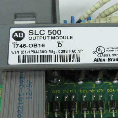 Allen-Bradley 1746-OB16 SLC 500 16-Point DC Source Output Module