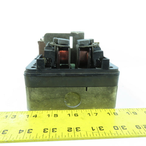 Honeywell R8185B-1000 2 Protectorelay Control Block 120V 3-Sec Flame Response