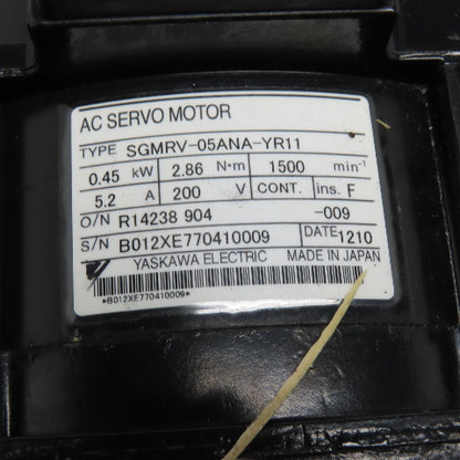 Yaskawa SGMPH-01A1A-YR11 Sigma II AC Servo Motor 100W 200V 3000RPM