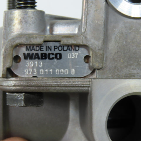 WABCO 973 011 000 0 Air Brake Relay Valve