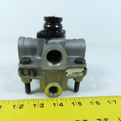 WABCO 973 011 000 0 Air Brake Relay Valve