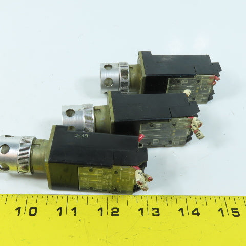 Allen Bradley 800MR-PGA16S 110/120V White Illuminated Push Button Lot Of 3