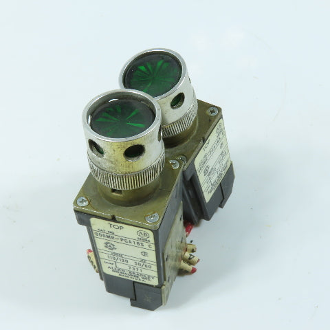 Allen Bradley 800MR-PGA16S 110/120V Green Illuminated Push Button Lot Of 2
