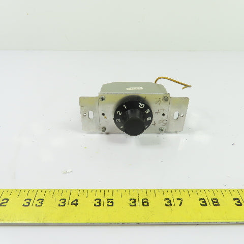 Dayton 4X796E Motor Speed Control 115VAC 5A Max 50/60Hz Dial Panel Mount