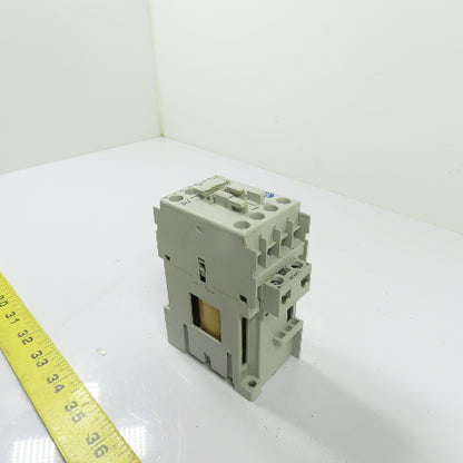 Allen-Bradley 700-CF220Z* A Industrial Control Relay 600VAC Max 25A Ser A